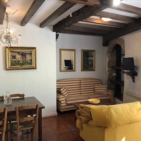 Posada La Casona De Ucieda Eksteriør billede
