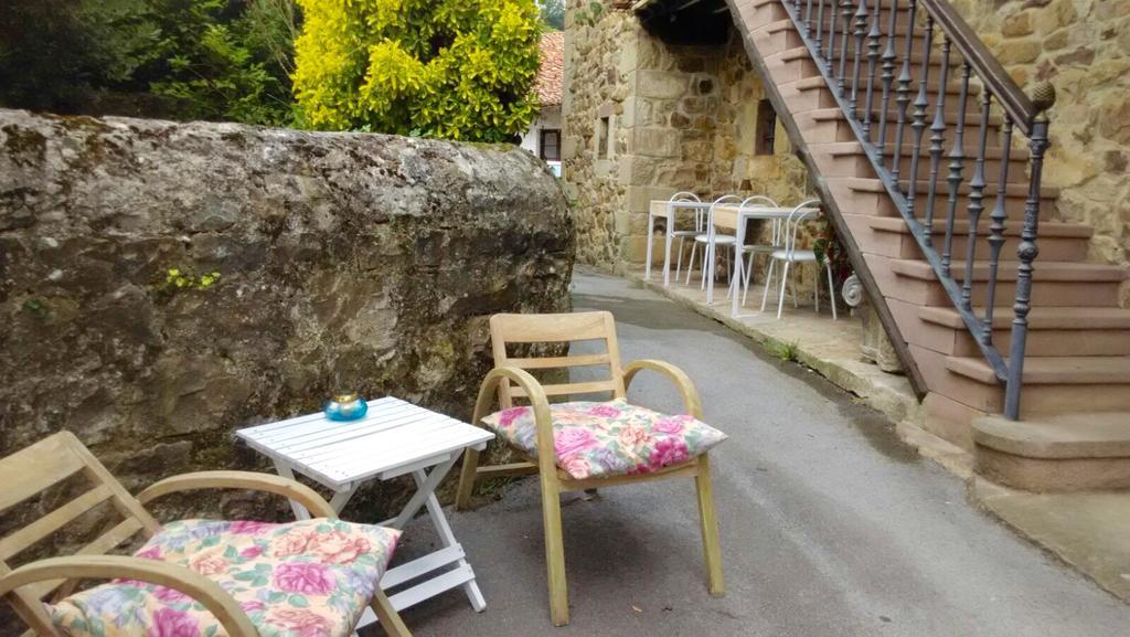 Posada La Casona De Ucieda Eksteriør billede