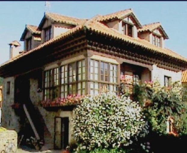 Posada La Casona De Ucieda Eksteriør billede